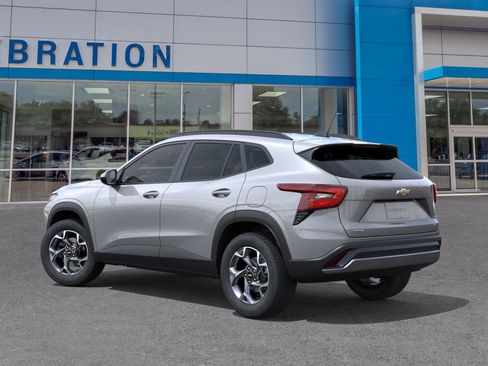 New 2026 Chevrolet Trax LT FWD image 3