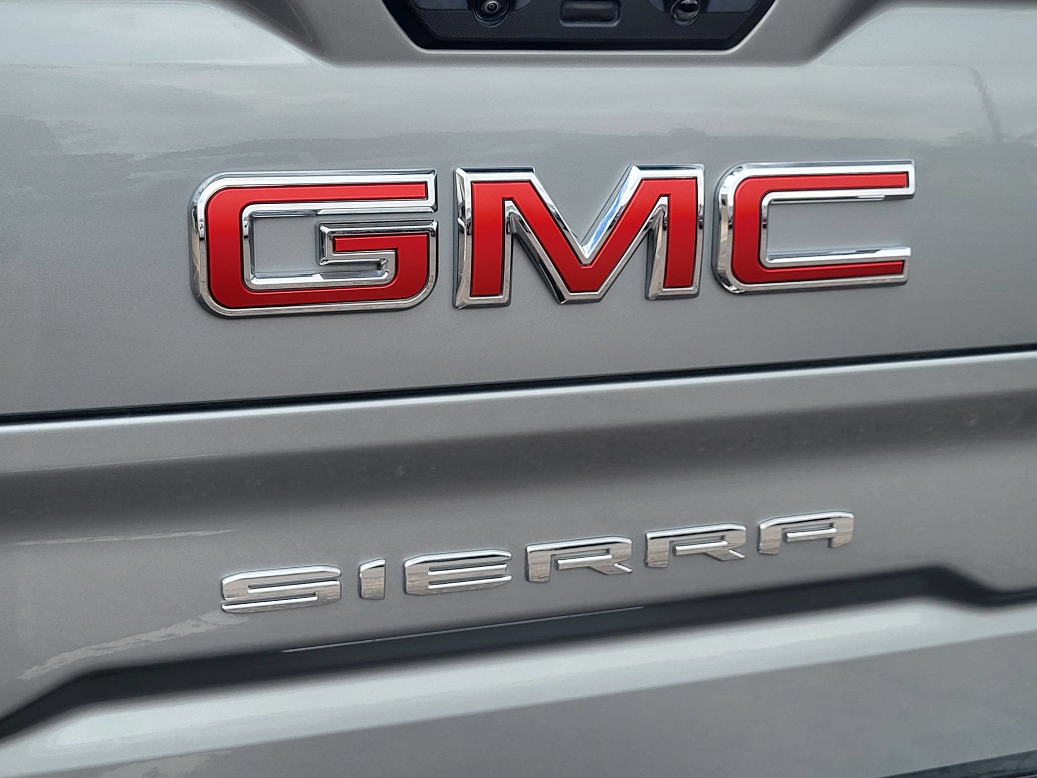 Used 2025 GMC Sierra 1500 Elevation AWD/4WD image 8