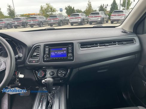 Used 2020 Honda HR-V LX image 15