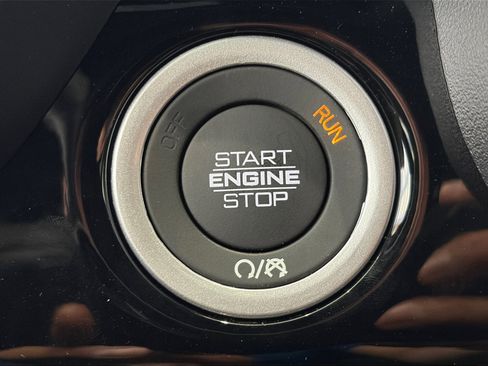 New 2026 RAM 1500 Laramie AWD/4WD image 22