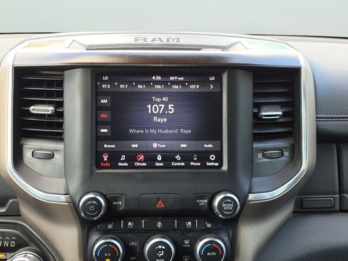 Used 2021 RAM 1500 Laramie AWD/4WD image 13