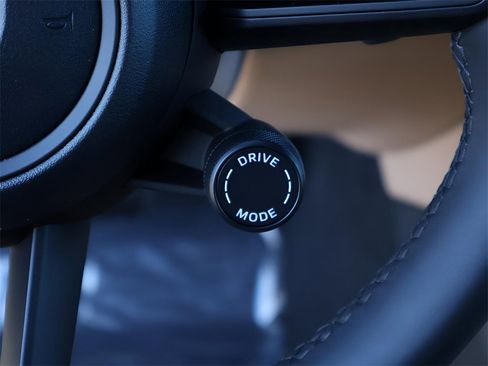 New 2026 Porsche Cayenne image 30