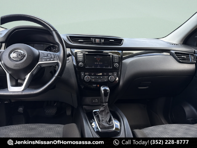Certified 2022 Nissan Rogue Sport SV FWD image 26