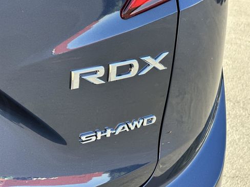 New 2026 Acura RDX SH-AWD image 8