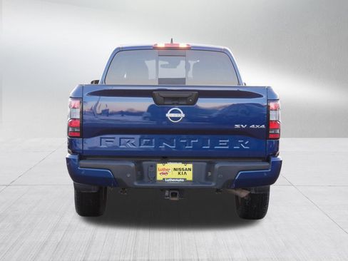 Certified 2023 Nissan Frontier SV w/ Technology Package image 6