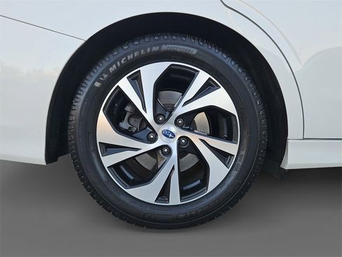 Used 2022 Subaru Legacy Premium image 10