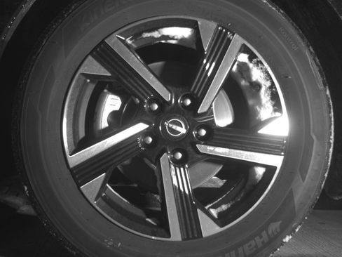 Used 2025 Nissan Sentra SV FWD image 15