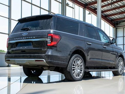 Used 2023 Ford Expedition Max Platinum AWD/4WD image 38