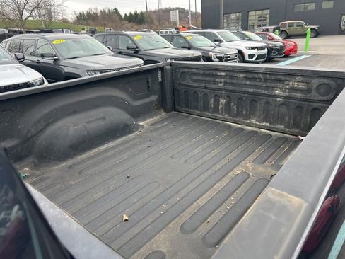 Used 2019 RAM 2500 Tradesman w/ Chrome Appearance Group image 8