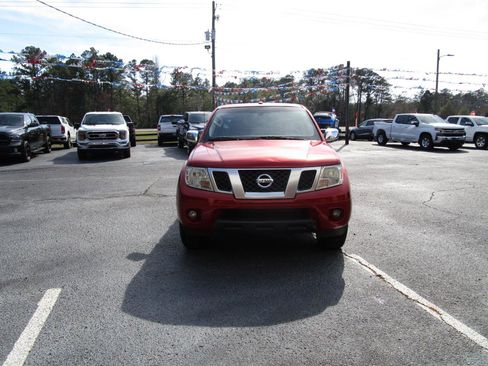 Used 2018 Nissan Frontier SV image 7