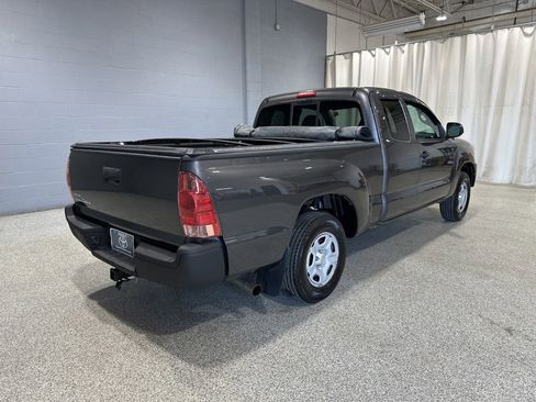 Used 2015 Toyota Tacoma 2WD Access Cab w/ Convenience Package image 3