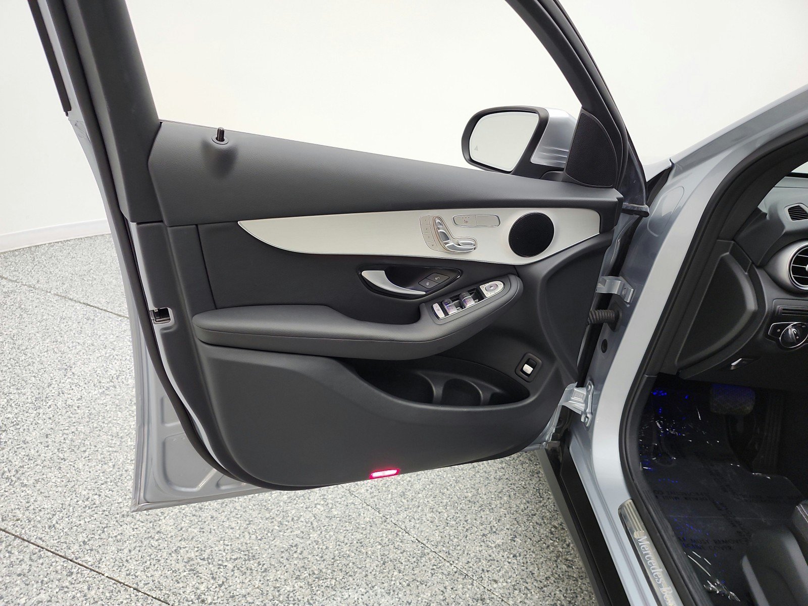 Certified 2023 Mercedes-Benz GLC 300 4MATIC Coupe image 15