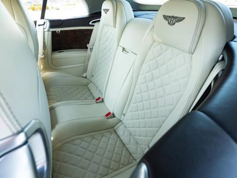 Used 2017 Bentley Continental GT image 37