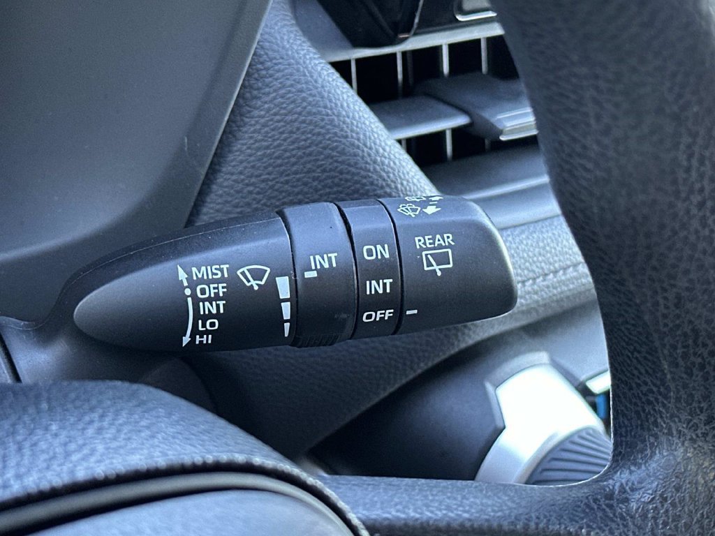 Used 2019 Toyota RAV4 XLE FWD image 30