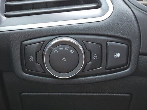 Used 2024 Ford Edge SE w/ Black Appearance Package AWD/4WD image 21