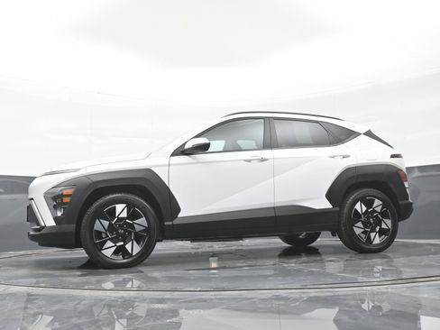 Certified 2024 Hyundai Kona SEL FWD image 44