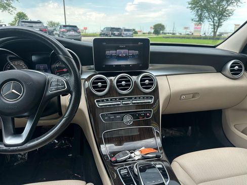 Used 2017 Mercedes-Benz C 300 4MATIC Sedan image 12
