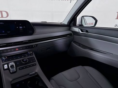 Used 2025 Hyundai Palisade SEL FWD image 28