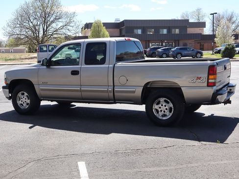 Used 2002 Chevrolet Silverado 1500 LS w/ Heavy Duty Suspension Pkg image 9