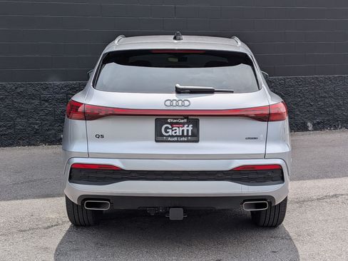 Used 2025 Audi Q5 Premium w/ Convenience Package AWD/4WD image 7
