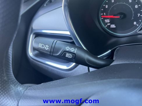 Used 2023 Chevrolet Equinox LT w/ LPO, Floor Liner Package FWD image 13