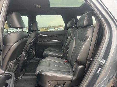 Used 2024 Hyundai Palisade Calligraphy image 37