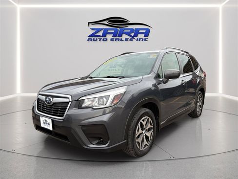 Used 2020 Subaru Forester Premium AWD/4WD image 3