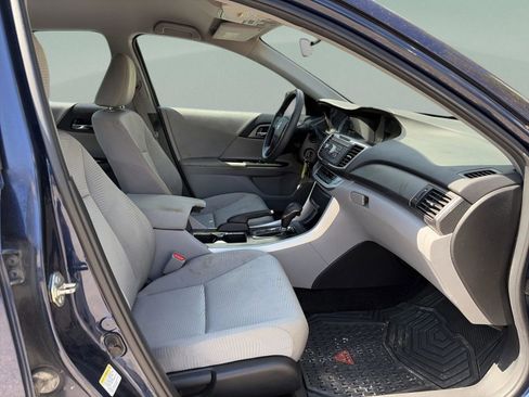 Used 2014 Honda Accord LX image 18