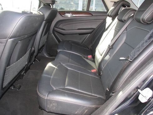 Used 2015 Mercedes-Benz ML 350 4MATIC image 9