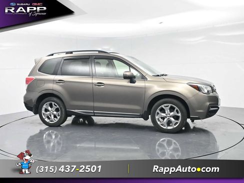 Used 2017 Subaru Forester 2.5i Touring AWD/4WD image 3