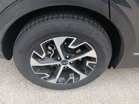 Used 2023 Kia Sportage EX image 33