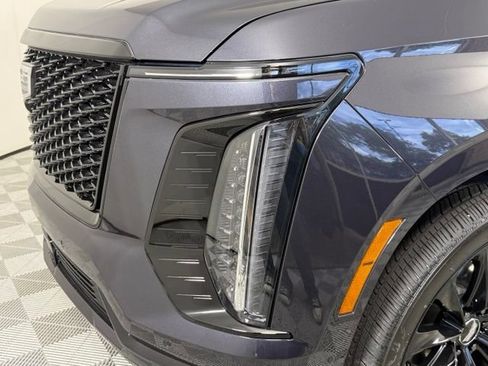 Certified 2026 Cadillac Escalade Platinum Sport w/ LPO, ONYX Package AWD/4WD image 13