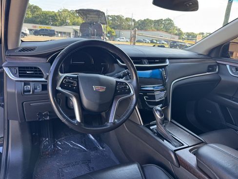 Used 2019 Cadillac XTS Luxury FWD image 12