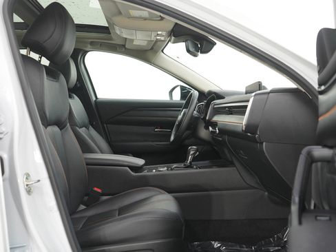 Used 2024 MAZDA CX-50 AWD 2.5 S w/ Weather Package image 11
