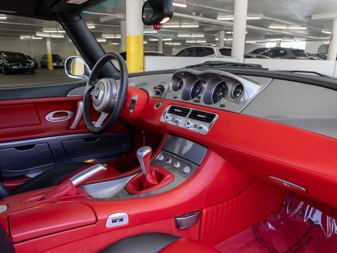 Used 2001 BMW Z8 RWD image 38