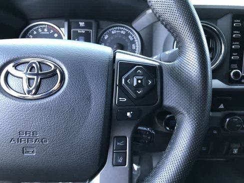 Used 2021 Toyota Tacoma TRD Off-Road AWD/4WD image 27