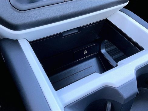 Certified 2025 Land Rover Defender 110 S image 16