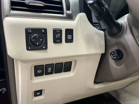 Used 2018 Lexus GX 460 Premium w/ Premium Package image 44