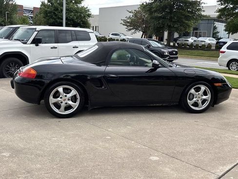Used 2001 Porsche Boxster RWD image 2