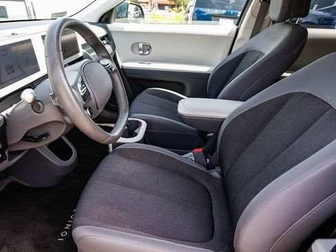 Used 2024 Hyundai Ioniq 5 SEL RWD image 17