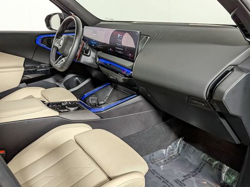 Used 2025 BMW X3 M50 w/ Premium Package image 37