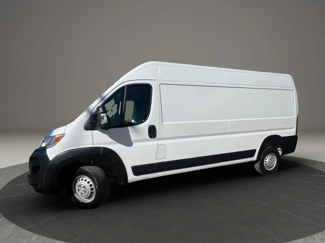Used 2025 RAM ProMaster 3500 w/ Convenience Group FWD image 2
