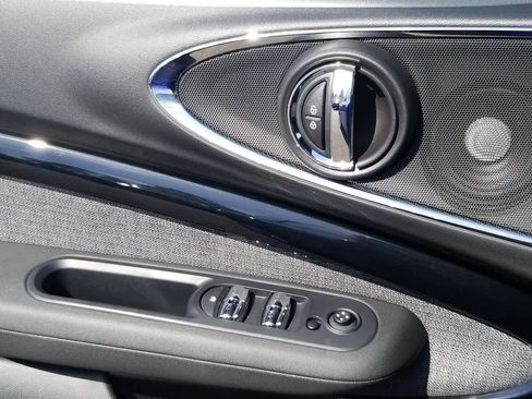 Used 2021 MINI Cooper Clubman S w/ Storage Package image 17