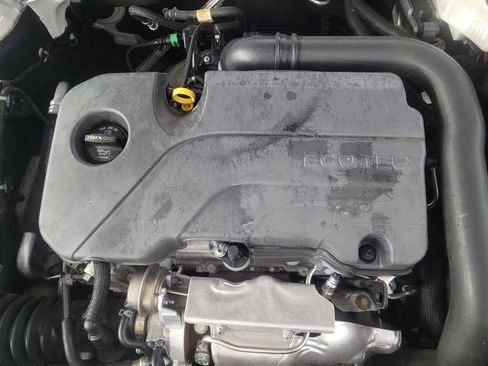 Used 2023 Chevrolet Malibu LT FWD image 30