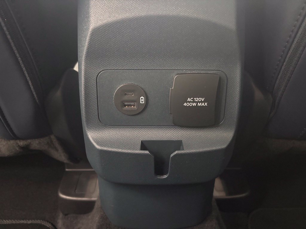 Used 2024 Ford Maverick Lariat AWD/4WD image 38