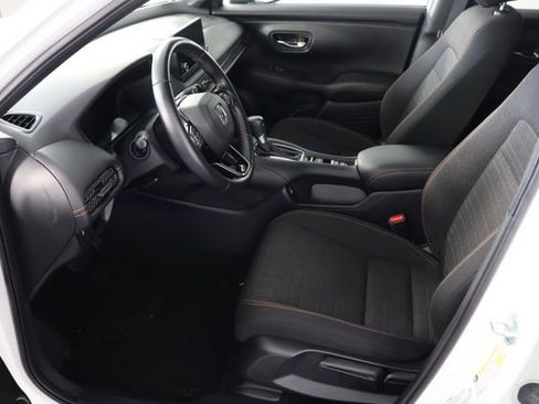 Certified 2023 Honda HR-V Sport image 18