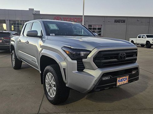 Used 2024 Toyota Tacoma SR5 image 20