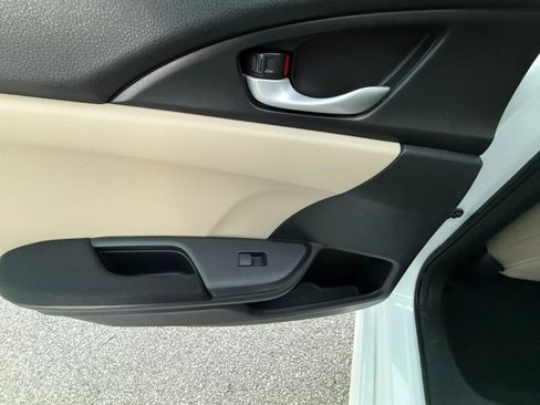 Used 2016 Honda Civic EX image 13