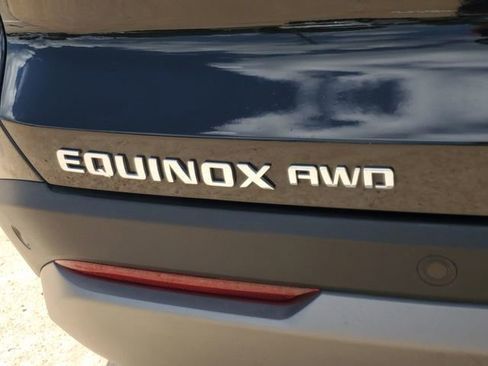 Used 2026 Chevrolet Equinox LT AWD/4WD image 5