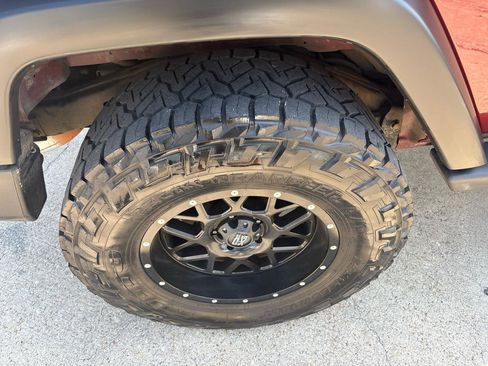 Used 2010 Jeep Wrangler Sport image 22